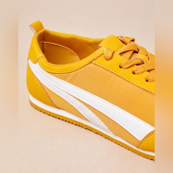Perri Yellow White Color Block Lace Up Sneakers - Picture 2 of 5